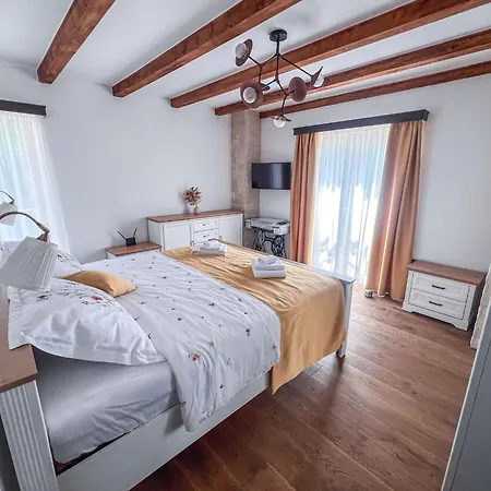 Jurja By Interhome